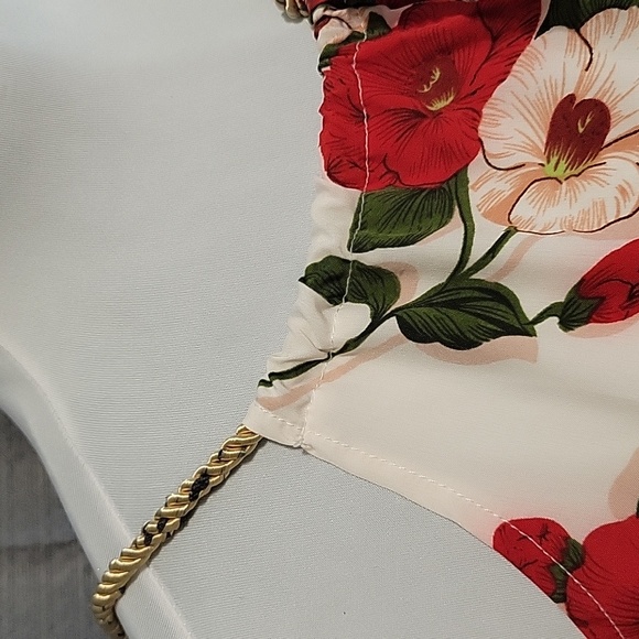 Sundress - Picture 4 of 8